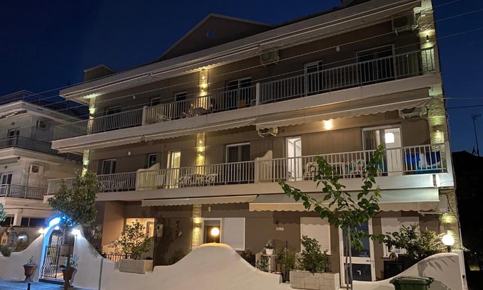 Olymbiaki Akti Apartment | Villa Elena