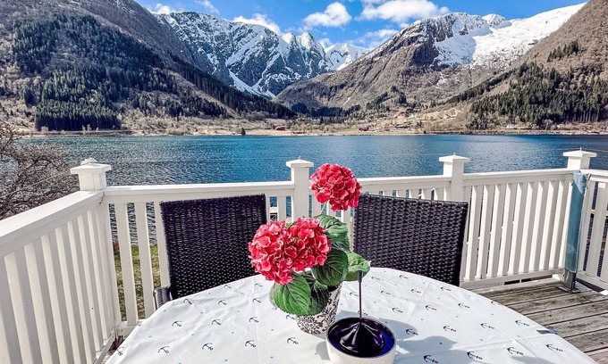 Balestrand House | Villa Esefjord by Interhome