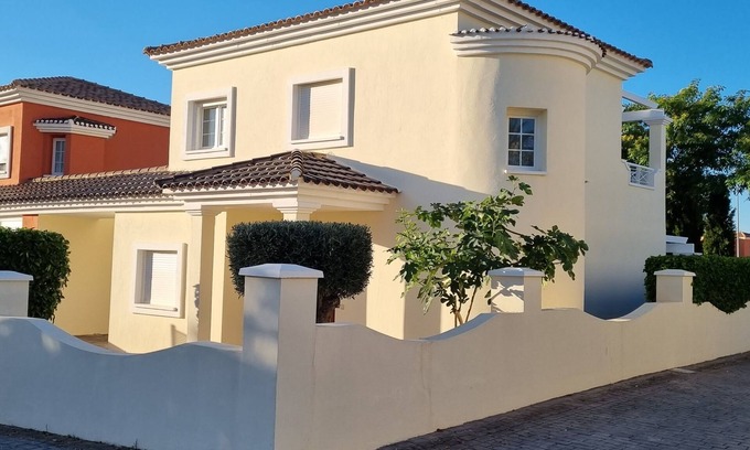 Caserio Los Tarquinos Villa | Villa Excellente, beautiful villa with a pool