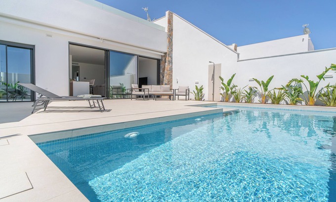 Los Alcazares Villa | Villa Ezzio