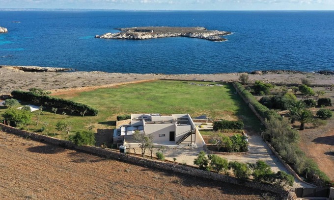 Favignana Villa | Villa Fronte Mare Stornello 1 - .