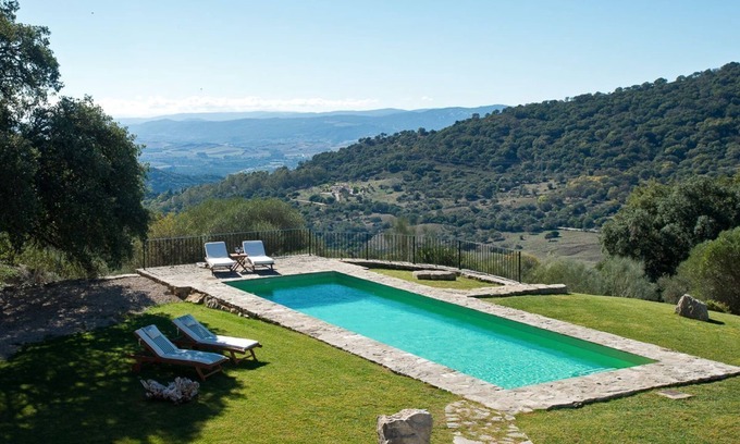 Gaucin Villa | Villa Gaucin - Six Bedroom Villa, Sleeps 12