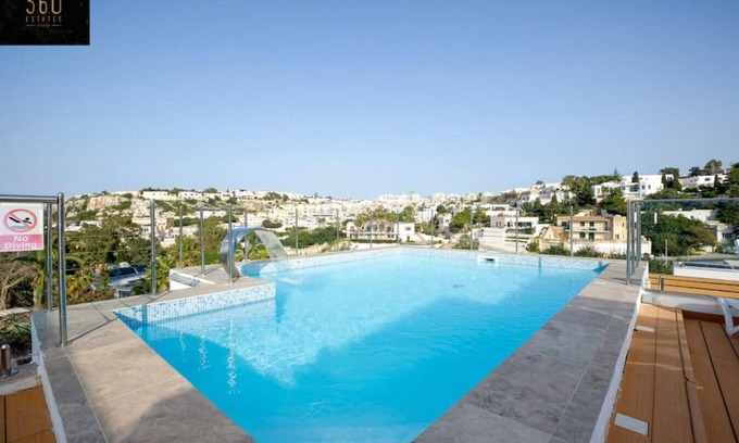 Santa Maria Estate House | Villa GEM with in/Outdoor Pool & SPA + Billiard