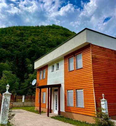 Pejë Apartment | Villa Gryka