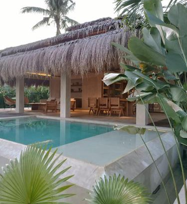 General Luna Villa | Villa Hele