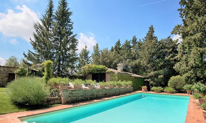 Castellina in Chianti Villa | Villa in Castellina w Pool Garden Winery