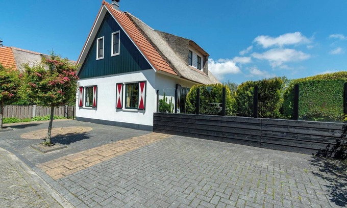 Callantsoog Villa | Villa in Callantsoog near Beach and Sea