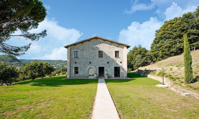 Castiglione in Teverina Villa | Villa in Orvieto with Infinity Pool & Views