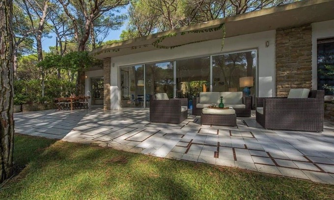 Roccamare Villa | Villa in Roccamare with 5 bedrooms sleeps 10