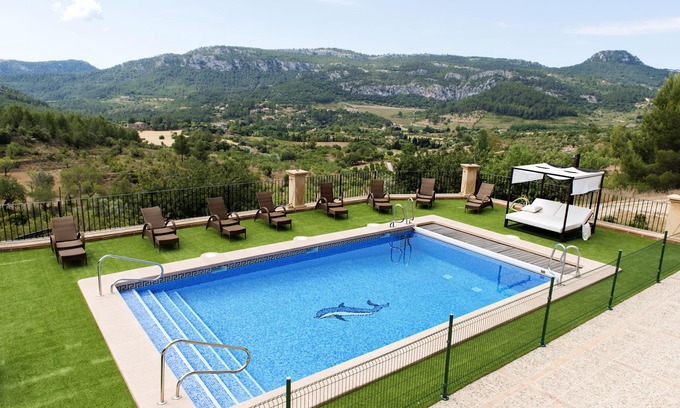 Puigpunyent Villa | VILLA ISLA-IDEAL FOR FAMILIES -FREE WIFI -BBQ-CHILDREN'S AREA- ECOLOGICAL HOUSE