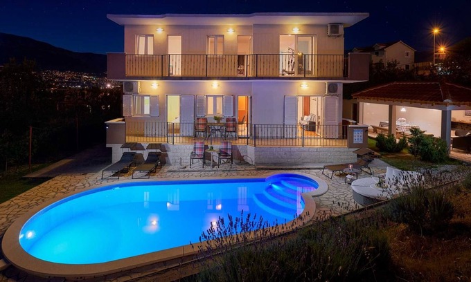 Vranjic Villa | Villa Ivana with private pool