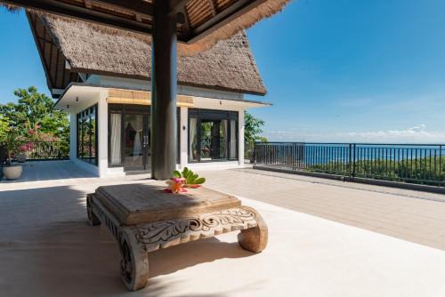 Banjar Villa | Villa Jempiring - Splendid 180° Ocean View Villa