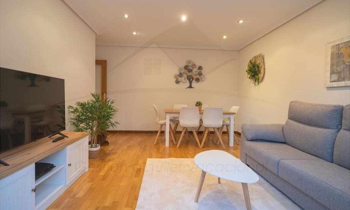 Candas Apartment | Villa Josechu , en Candás