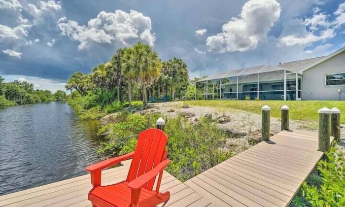 Port Charlotte House | Villa Joy by Zen Living