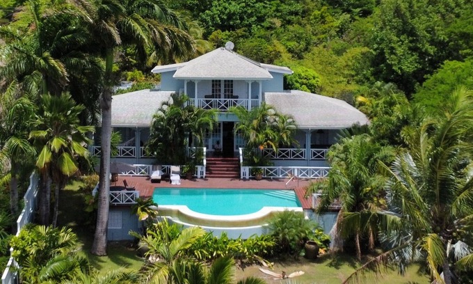 Gros Islet Villa | Villa Kessi - Beautiful Caribbean style family villa (Can sleep 6 adults with 4 children)