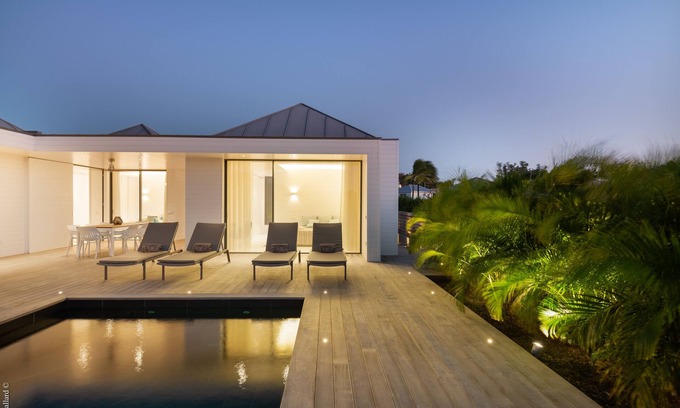 Public Villa | Villa King Gustaf - Ocean & harbour view