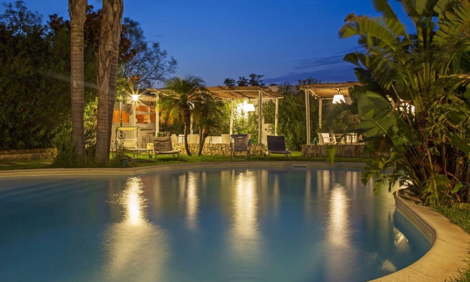 Mesagne Villa | Villa l'Oasi, experience colours of Salento