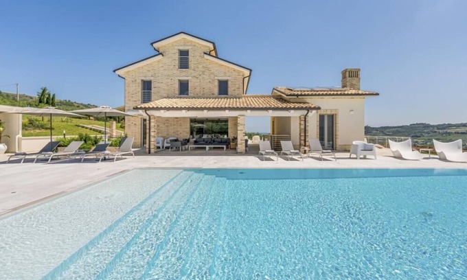 Monterubbiano Villa | Villa la Duccia - Homelike Villas