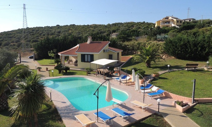 Alghero Villa | Villa La Rocada, 13 metres swimming pool with jacuzzi, garden, kids play area