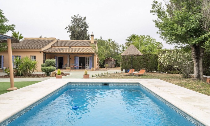 Carmona Villa | Villa "Laforge" with Private Pool & Wi-Fi