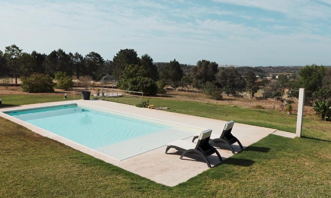 Chinicato Villa | Villa Lagos Hidden Paradise for 8 people