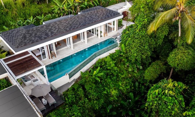 Peliatan Villa | Villa Laguna by BaliSuperHost