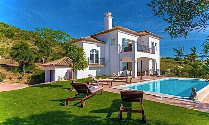 Arcos de la Frontera Villa | Villa Latina Golf en privilegiada área