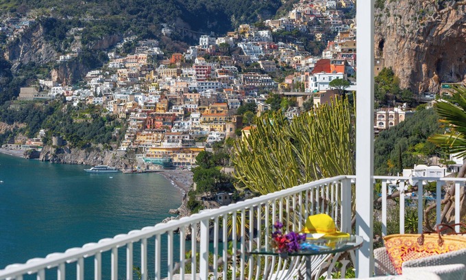 Positano House | Villa Le Sirene with Private Jacuzzi, Sea View