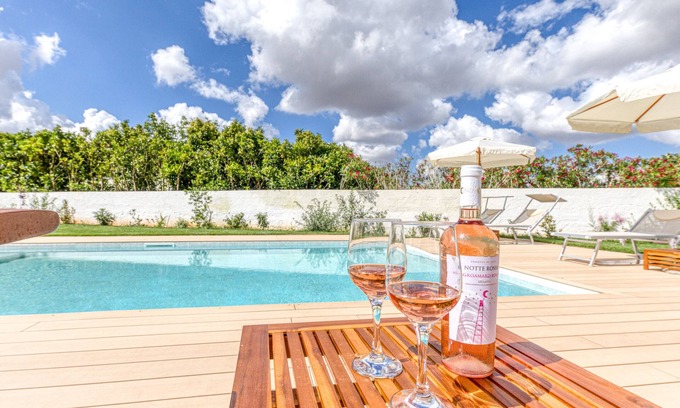 Taurisano Villa | Villa 'Le Tarantine' with Private Pool, Wi-Fi and Air Conditioning