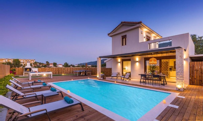 Alykes Villa | Villa Maira Rose by Villa Plus