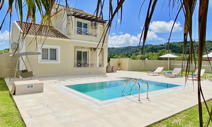 Termenades Villa | Villa Mandola Sidari with private pool