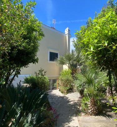 Tiberio Villa | Villa Marino in Aurora