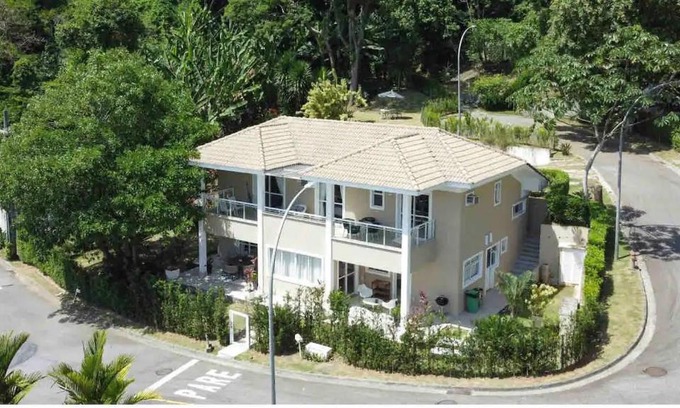 Recreio dos Bandeirantes Villa | Villa Monteriggioni