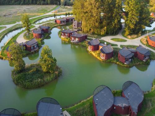 Maubray House | Villa near Tournai in a Leisure Award Park