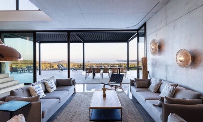 Sainte-Lucie-de-Porto-Vecchio Villa | Villa Nuciola - Six Bedroom Villa, Sleeps 12