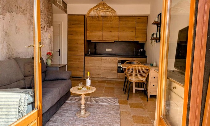 Vera Apartment | Villa Oasis