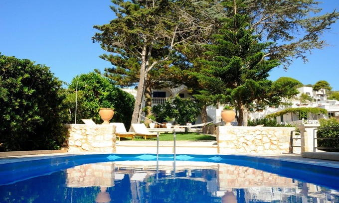 Marina di Andrano Villa | VILLA OCEANO SEA FRONT POOL - discent sea