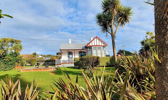Riverton House | Villa on Castle over looking the estuary