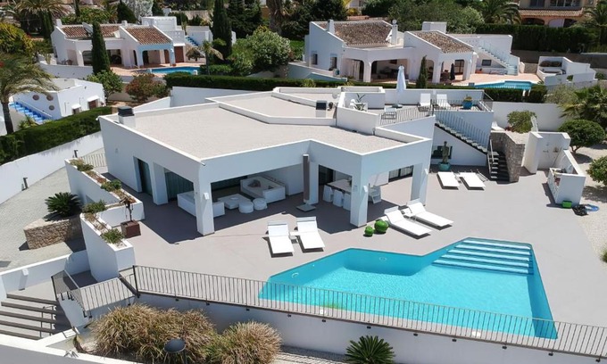 Paichi Villa | Villa Out of the Blue by Interhome