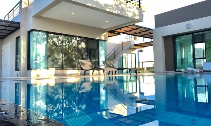 Na Chom Thian House | Villa Ozone Pattaya Baan 39