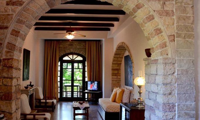 Messini Apartment | Villa Petra