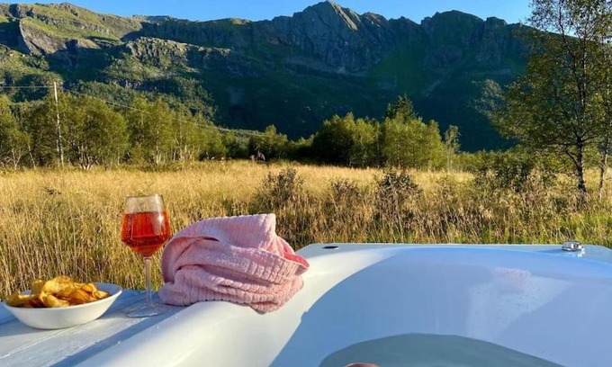 Meloy Villa | Villa Reipå - Northern lights and midnight sun