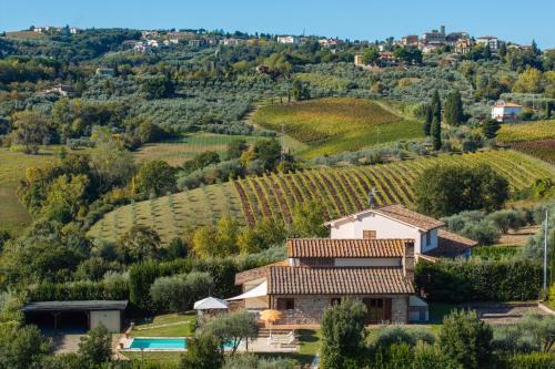 Gambassi Terme Villa | Villa Renina by PosarelliVillas