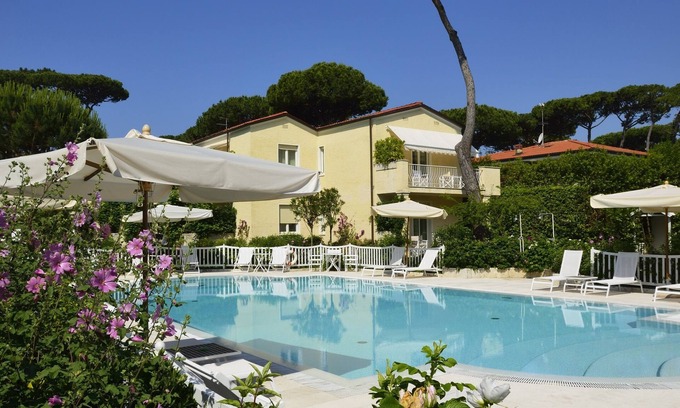 Forte dei Marmi Hotel | Villa Roma Imperiale