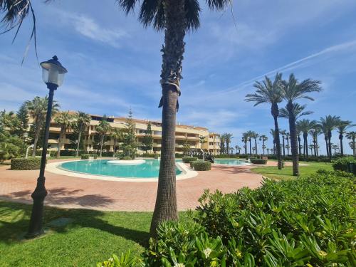 Roquetas de Mar Apartment | Villa Romana con piscina privada y vistas al jardín