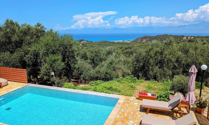 Petaleia Villa | Villa Sarakinos. A spacious, private villa with sea view