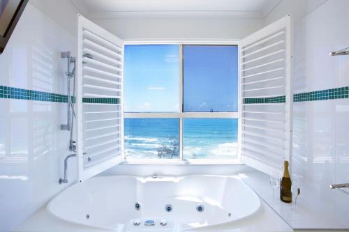 Sunrise Beach Apartment | Villa Seascapes