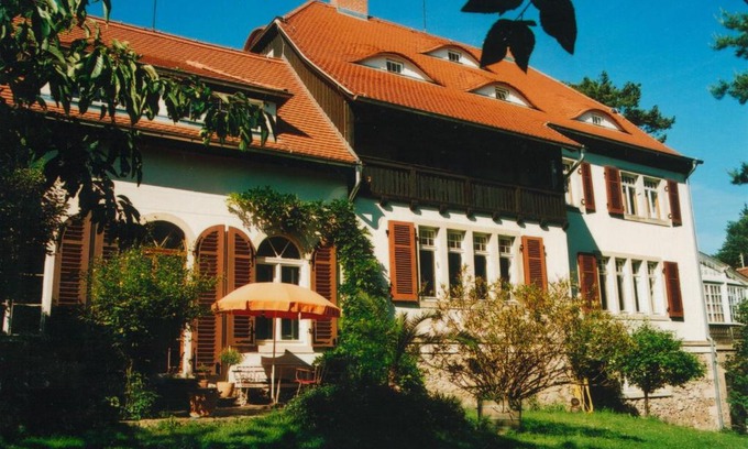 Schoenfeld-Weissig Apartment | Villa Sunnyside 1