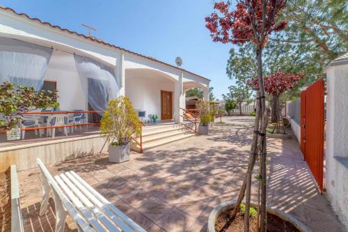 Torre Colimena Villa | Villa Tati 1 a soli 550 mt dal mare di Torre Colimena