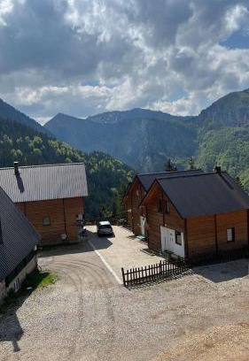 Pejë Villa | Villa Te Ibra - Rugovë
